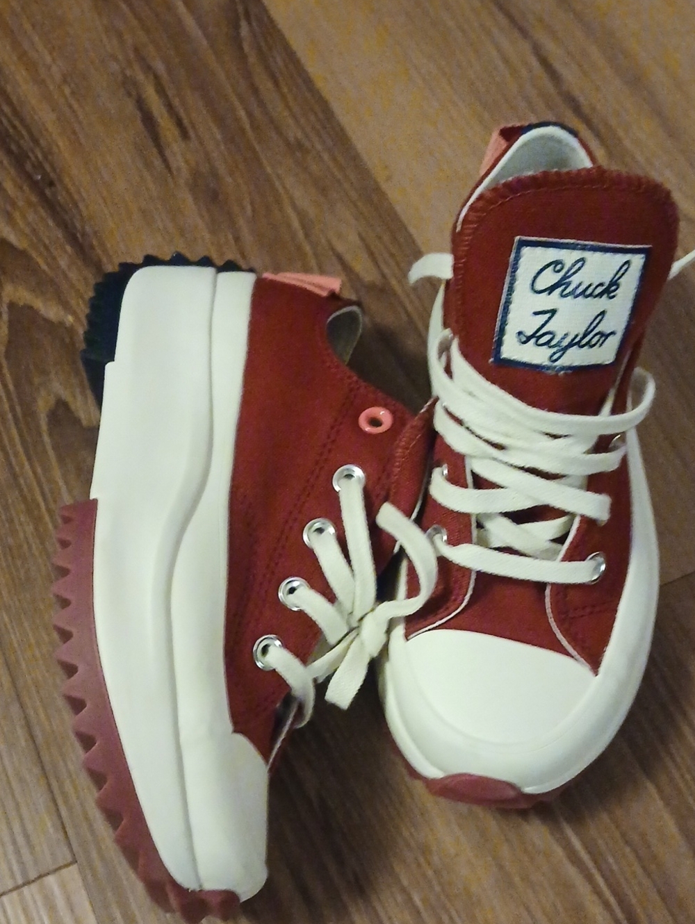 NWOT CONVERSE CHUCK TAYLOR
